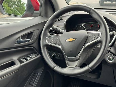 Used 2022 Chevrolet Equinox Premier w/ LPO, Floor Liner Package AWD/4WD image 12
