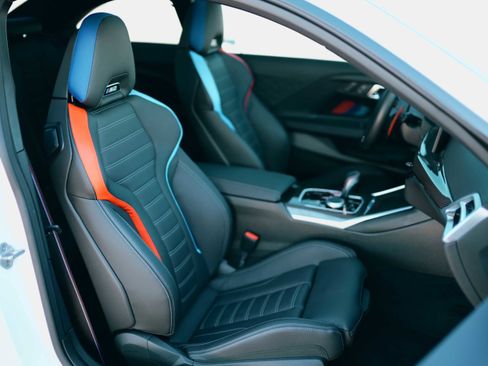 Used 2025 BMW M2 w/ Lighting Package image 26