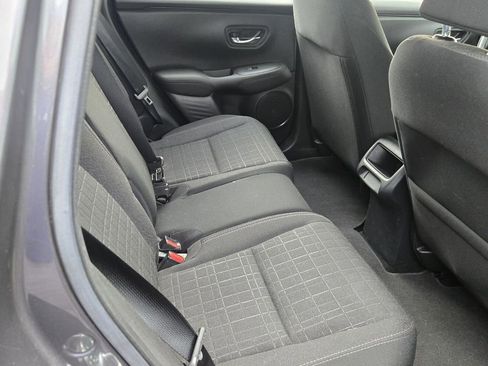 Used 2025 Honda HR-V LX image 7