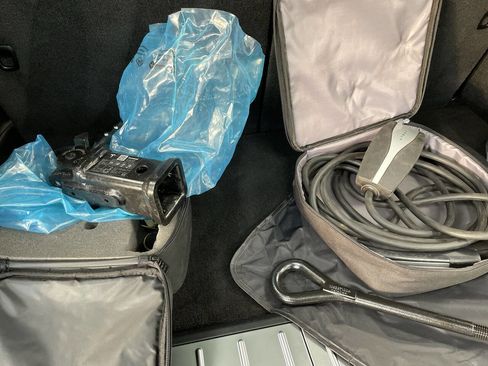 Used 2017 Tesla Model X P100D image 13