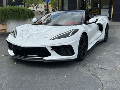 Used 2024 Chevrolet Corvette Stingray Premium Cpe w/ Z51 Performance Package image 4