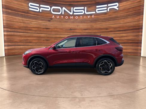 New 2026 Ford Escape Platinum w/ Class II Trailer Tow Package image 2