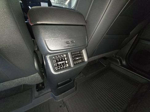Used 2026 Chevrolet Equinox RS w/ Safety and Technology Package AWD/4WD image 27