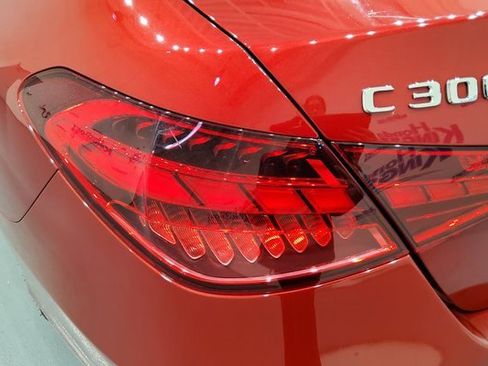 Used 2022 Mercedes-Benz C 300 Sedan image 11