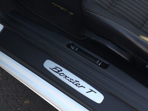 Used 2023 Porsche 718 Boxster image 41