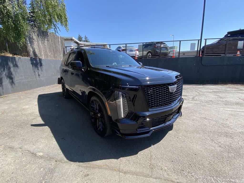 Certified 2026 Cadillac Escalade V w/ LPO, ONYX Package AWD/4WD image 8