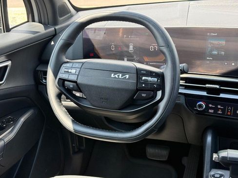 Used 2026 Kia Sportage X-Line w/ X-Line Premium Package AWD/4WD image 12