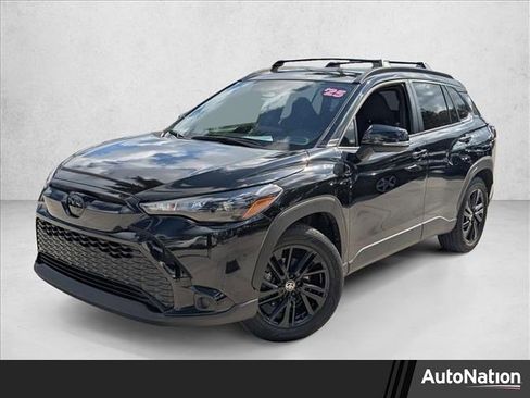 Used 2025 Toyota Corolla Cross AWD Hybrid image 1