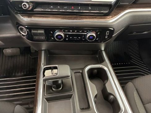 Used 2025 GMC Sierra 1500 Elevation w/ Preferred Package AWD/4WD image 21