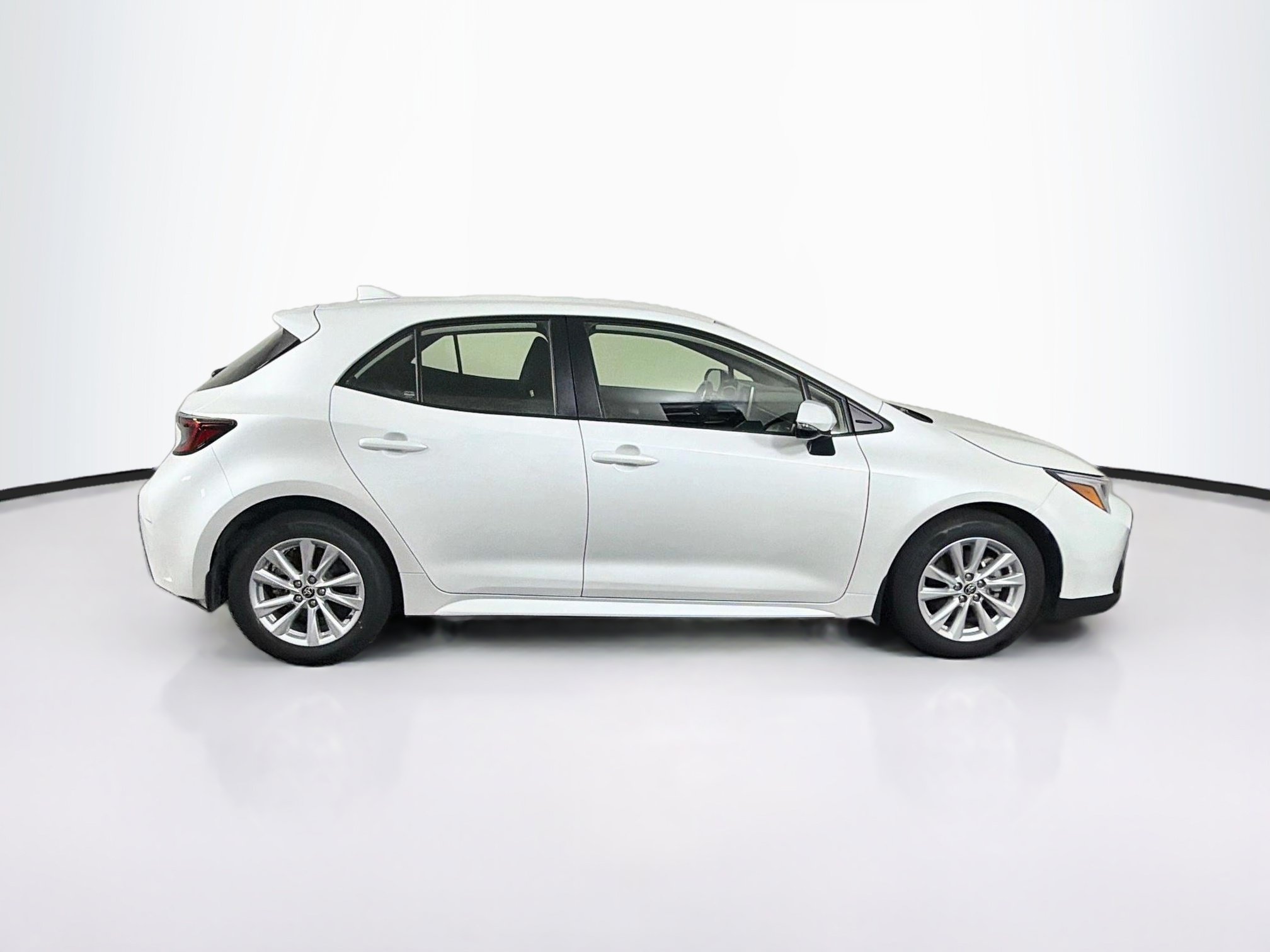 Used 2025 Toyota Corolla SE FWD image 10