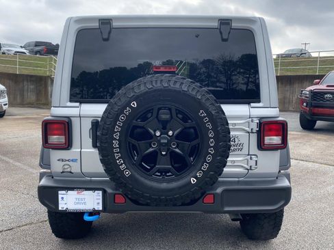 Certified 2023 Jeep Wrangler Unlimited w/ Sun & Screen Package image 4