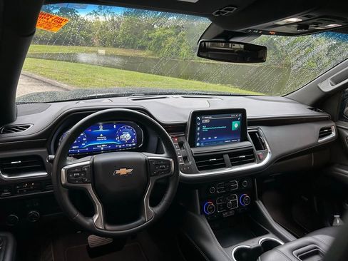 Used 2024 Chevrolet Tahoe LT w/ Luxury Package image 12