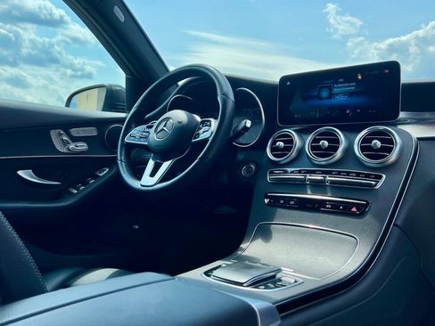 Certified 2022 Mercedes-Benz GLC 300 4MATIC image 16
