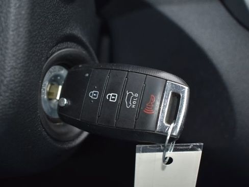 Used 2020 Kia Sorento LX w/ LX I4 Convenience Package image 21