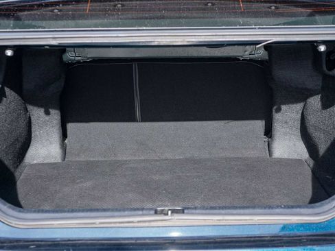 Used 2018 Toyota Camry L image 19