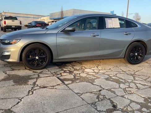 Used 2025 Chevrolet Malibu LT image 5