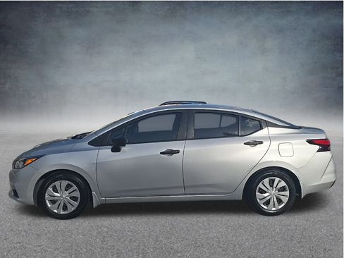 Used 2021 Nissan Versa S image 8
