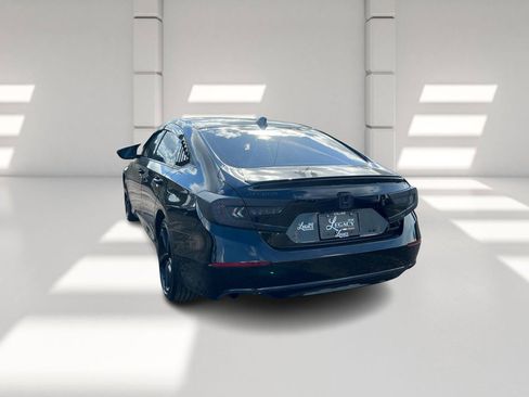 Used 2022 Honda Accord Sport image 5