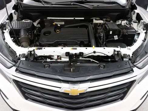 Certified 2024 Chevrolet Equinox LS w/ LS Convenience Package image 28