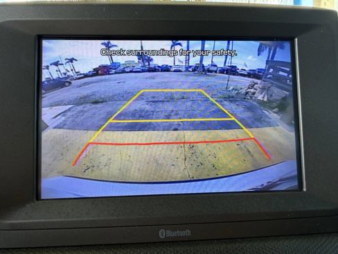 Used 2018 Hyundai Kona SE FWD image 9