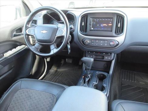 Used 2016 Chevrolet Colorado Z71 image 14
