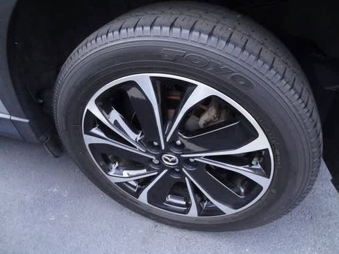 Used 2022 MAZDA CX-5 AWD 2.5 S w/ Premium Plus Pkg image 11