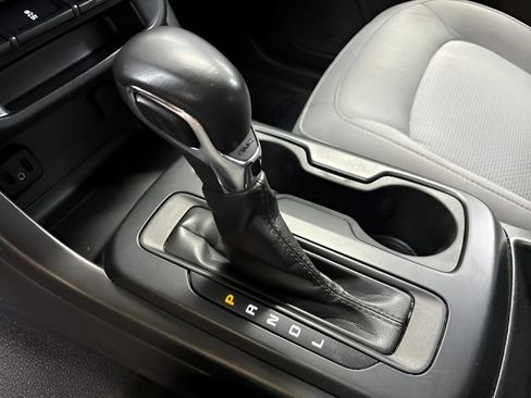 Used 2022 GMC Canyon Elevation Standard w/ Convenience Package image 23