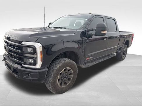 Used 2024 Ford F350 Lariat w/ Lariat Ultimate Package image 2