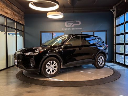 Used 2024 Ford Escape Active AWD/4WD image 7