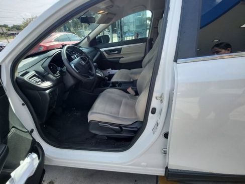 Used 2019 Honda CR-V LX image 6