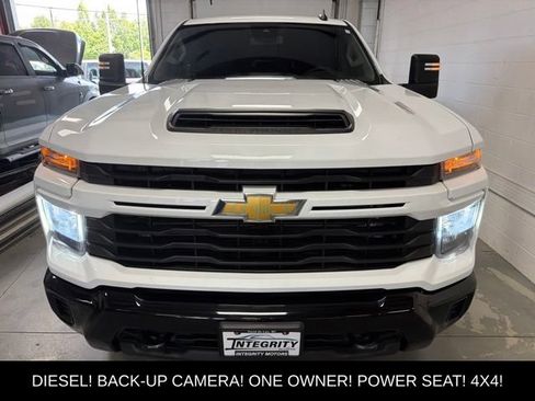 Used 2024 Chevrolet Silverado 2500 Custom w/ Custom Value Package AWD/4WD image 3