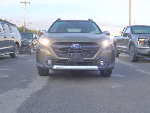 Used 2024 Subaru Outback Touring XT AWD/4WD image 9