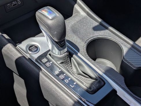 Used 2025 Nissan Altima 2.5 SV FWD image 23