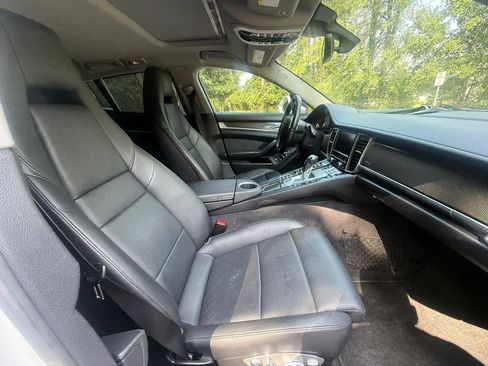 Used 2013 Porsche Panamera 4 AWD/4WD image 23
