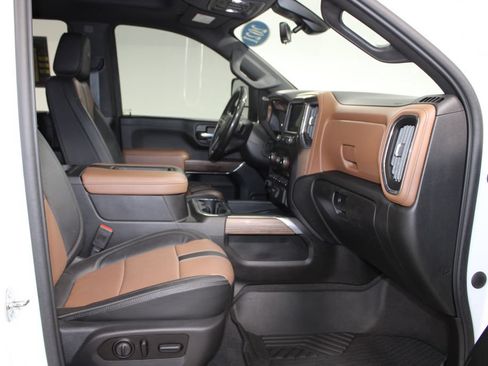 Used 2021 Chevrolet Silverado 2500 High Country w/ Z71 Off-Road Package AWD/4WD image 30