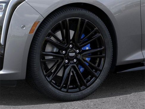 New 2026 Cadillac CT5 V image 9