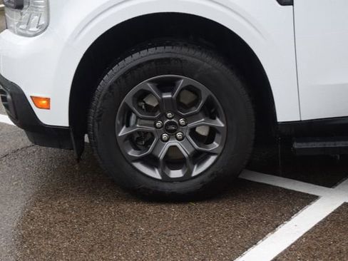 Used 2024 Ford Maverick XLT FWD image 26
