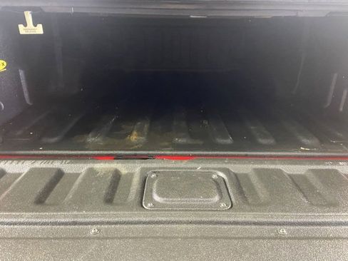 Used 2022 Jeep Gladiator Mojave w/ Cold Weather Group image 15