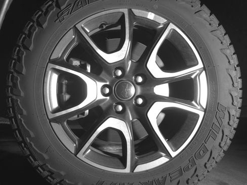 Used 2025 Jeep Compass Trailhawk AWD/4WD image 12