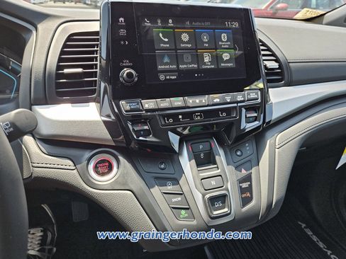 Used 2024 Honda Odyssey Sport image 14