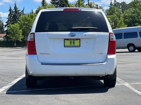 Used 2006 Kia Sedona EX FWD image 4