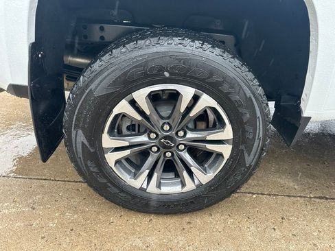 Certified 2022 Chevrolet Colorado Z71 AWD/4WD image 31