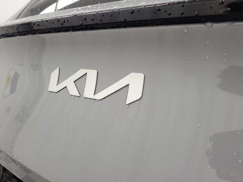 Certified 2023 Kia Sportage SX FWD image 8