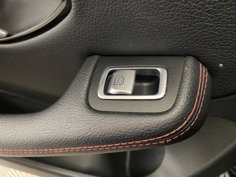 Used 2019 Mercedes-Benz GLC 43 AMG 4MATIC image 39