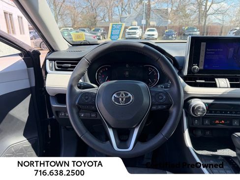 Used 2023 Toyota RAV4 XLE w/ Convenience Package image 7
