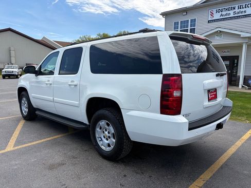 Used 2009 Chevrolet Suburban LT AWD/4WD image 8