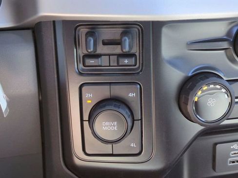 New 2026 Ford F550 4x4 Regular Cab Super Duty image 18