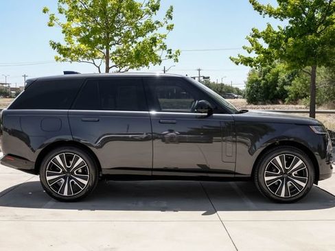 New 2026 Land Rover Range Rover SE AWD/4WD image 8