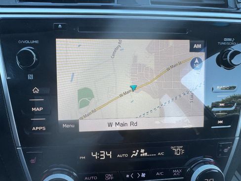 Used 2018 Subaru Outback 2.5i Limited w/ 50th Anniversary Edition image 15