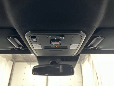 Used 2025 Toyota 4Runner SR5 image 40